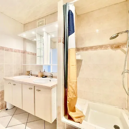 Spacious Flat With Private Bike Garage * Colmar